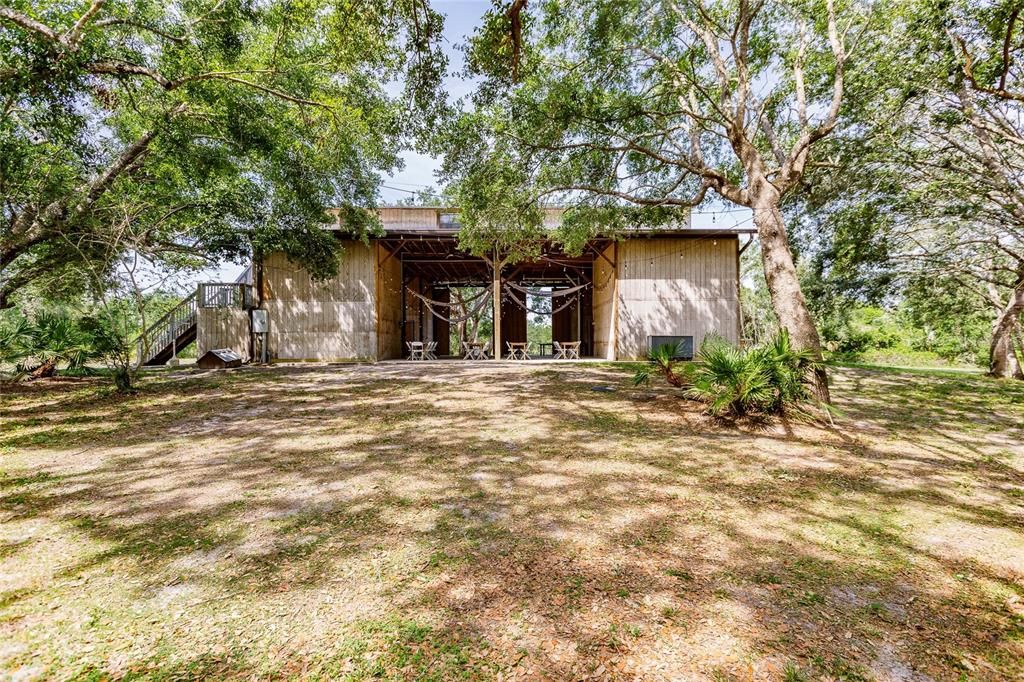 For Sale: $899,000 (5 beds, 3 baths, 2743 Square Feet)