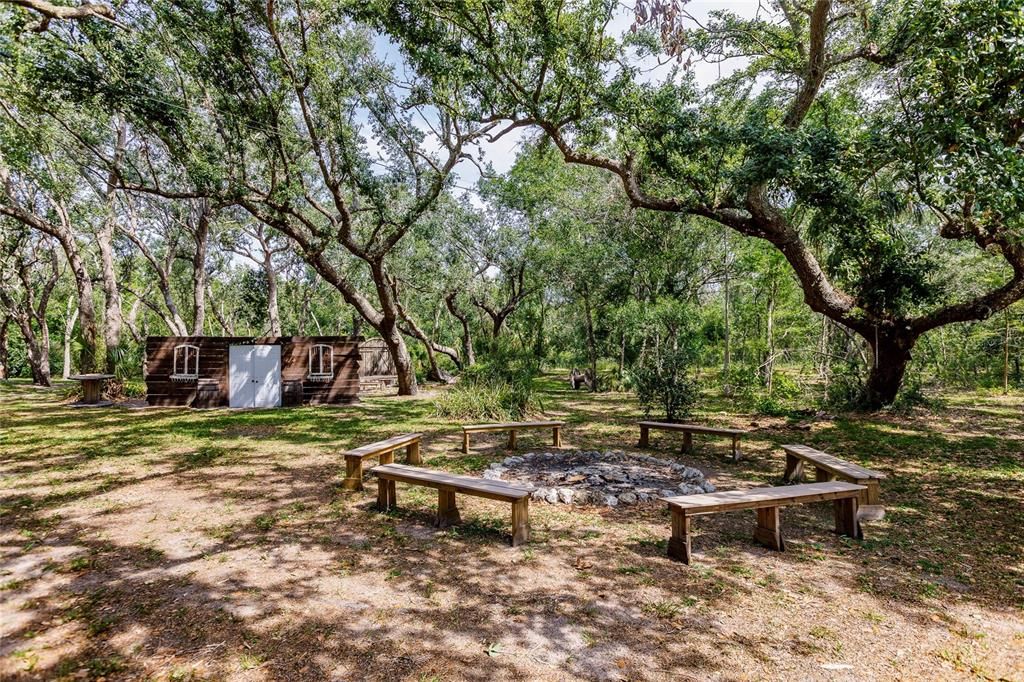 For Sale: $899,000 (5 beds, 3 baths, 2743 Square Feet)