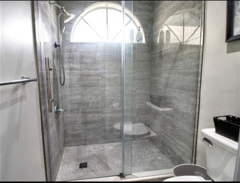 На продажу: $399,000 (3 спален, 2 ванн, 1624 Квадратных фут)