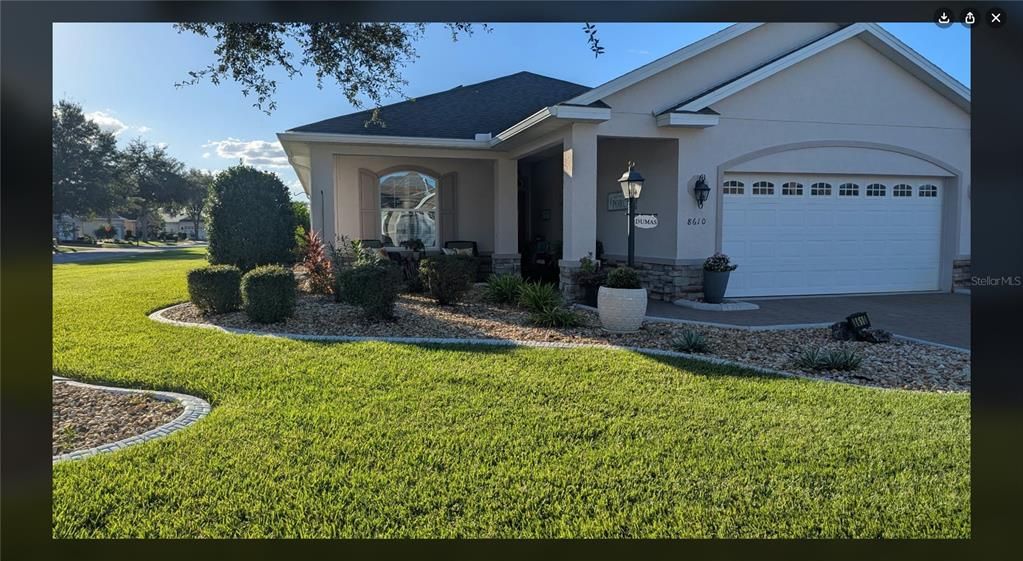 For Sale: $319,000 (2 beds, 2 baths, 1749 Square Feet)
