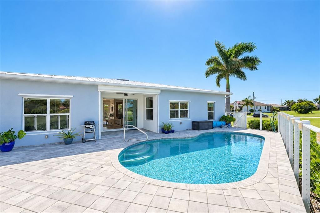 En Venta: $629,000 (3 camas, 2 baños, 1821 Pies cuadrados)