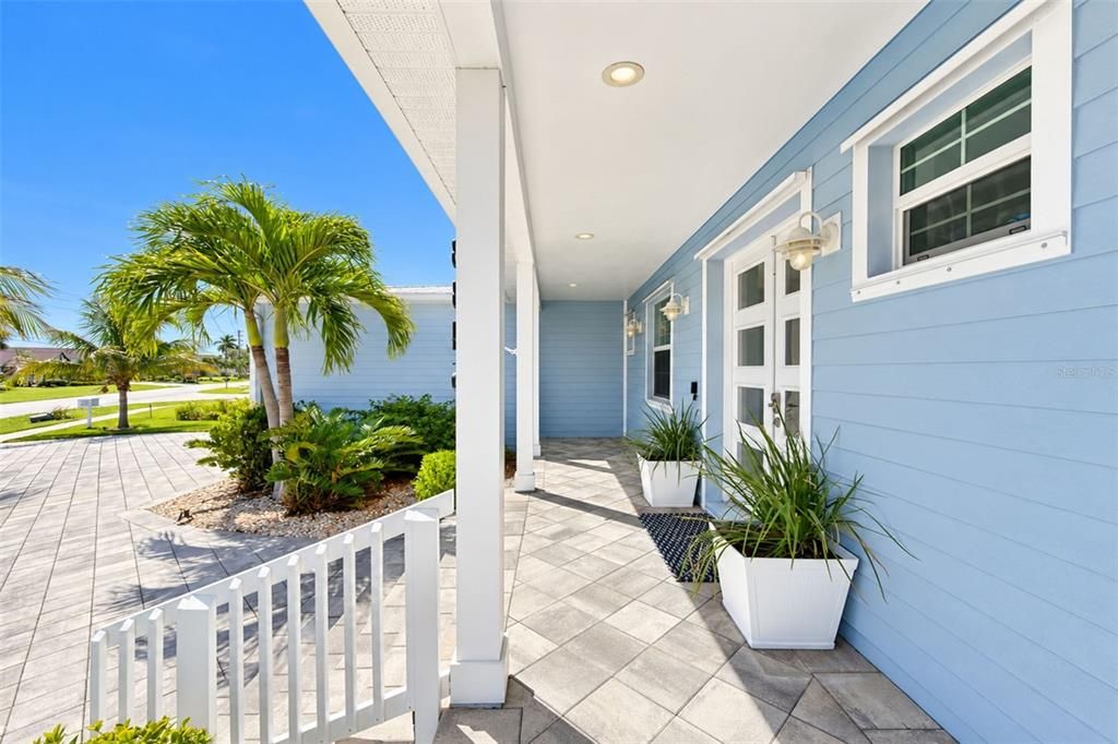 En Venta: $629,000 (3 camas, 2 baños, 1821 Pies cuadrados)