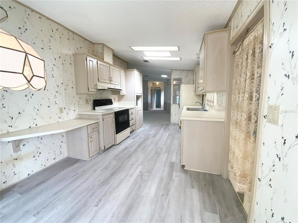 En Venta: $167,800 (3 camas, 2 baños, 1404 Pies cuadrados)
