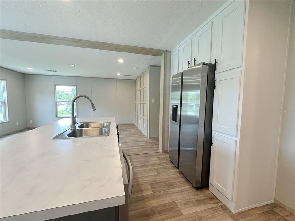 En Venta: $259,900 (3 camas, 2 baños, 1404 Pies cuadrados)