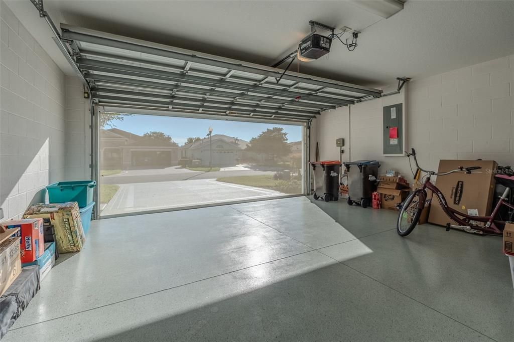 For Sale: $249,900 (2 beds, 2 baths, 1759 Square Feet)