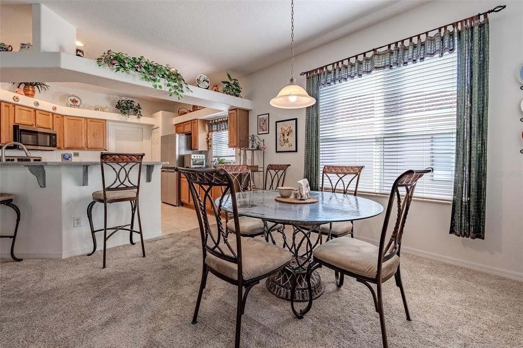 For Sale: $249,900 (2 beds, 2 baths, 1759 Square Feet)