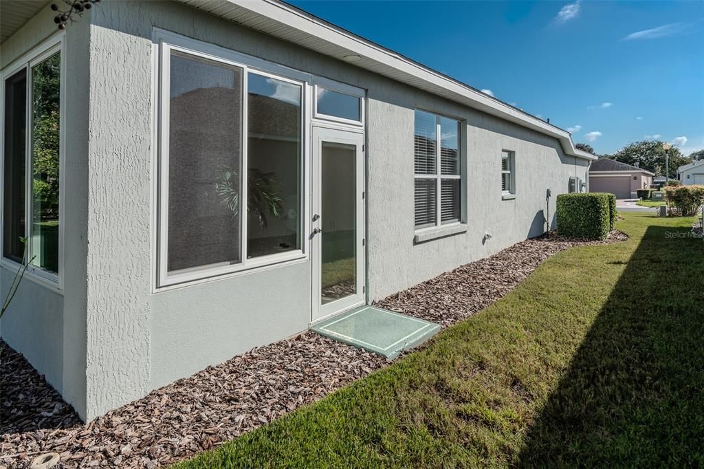 For Sale: $249,900 (2 beds, 2 baths, 1759 Square Feet)