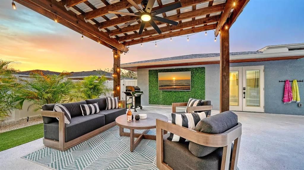 На продажу: $1,125,000 (4 спален, 3 ванн, 2403 Квадратных фут)