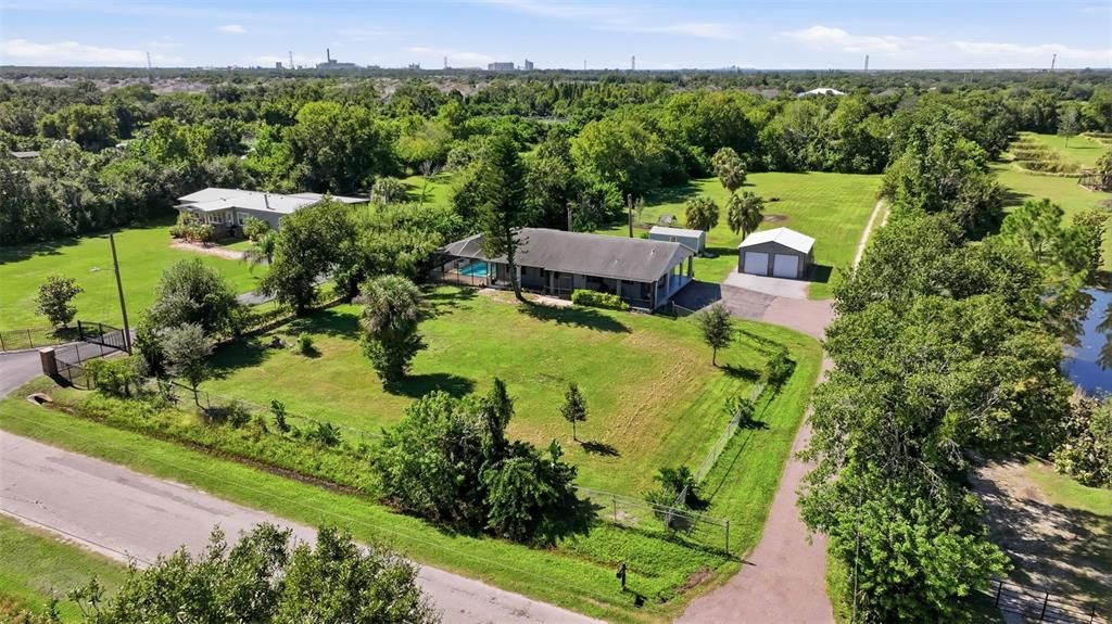 En Venta: $729,000 (3 camas, 2 baños, 1600 Pies cuadrados)