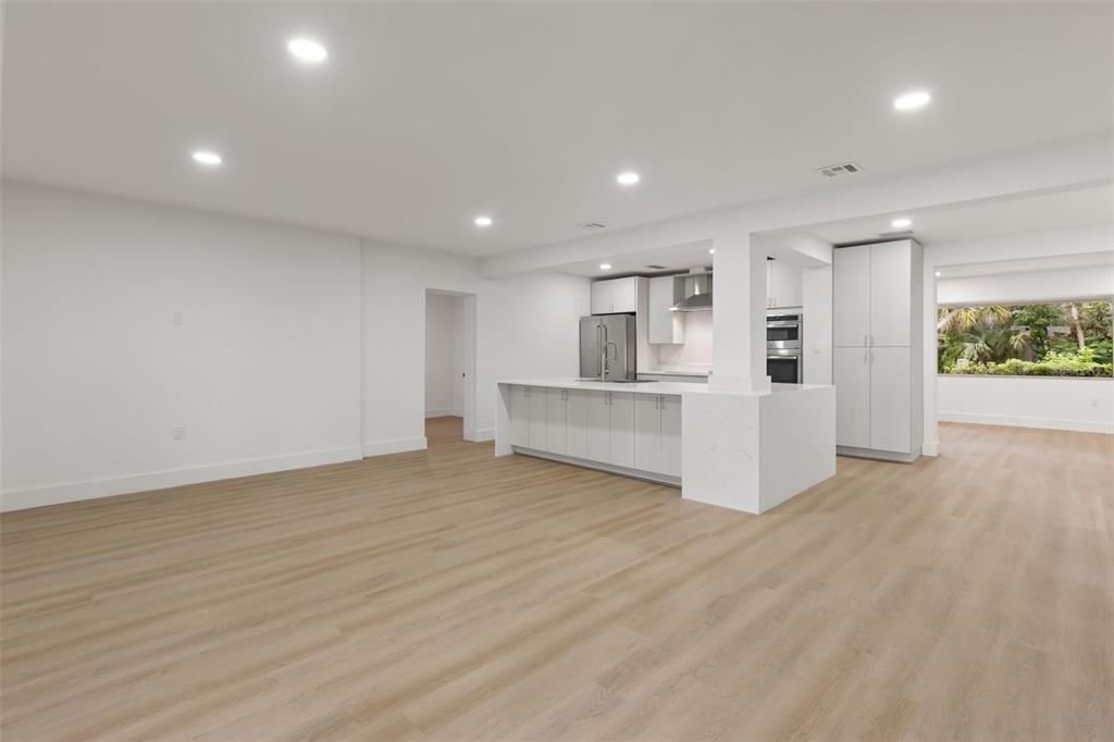На продажу: $929,000 (5 спален, 4 ванн, 3012 Квадратных фут)