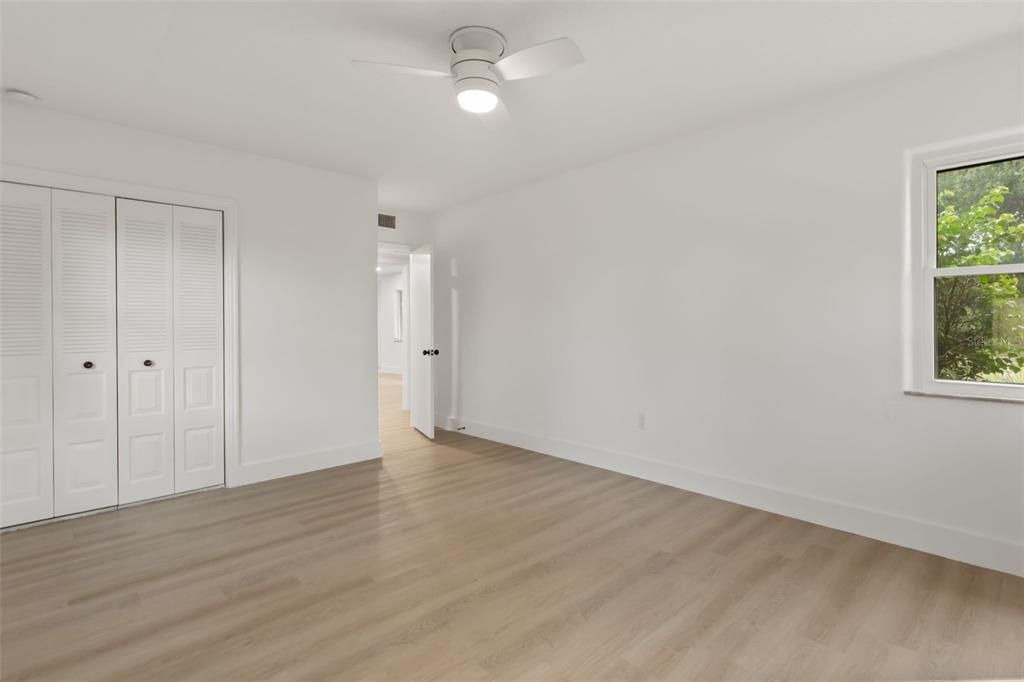 На продажу: $929,000 (5 спален, 4 ванн, 3012 Квадратных фут)