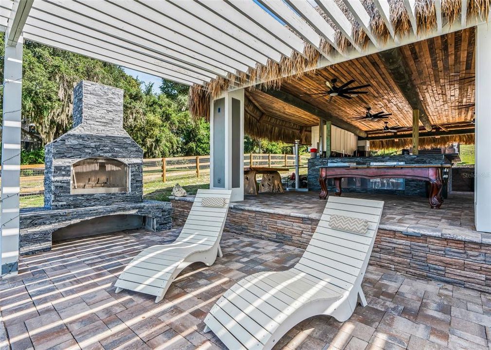 На продажу: $999,999 (3 спален, 2 ванн, 1463 Квадратных фут)
