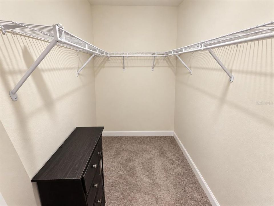 For Sale: $291,000 (4 beds, 2 baths, 1814 Square Feet)