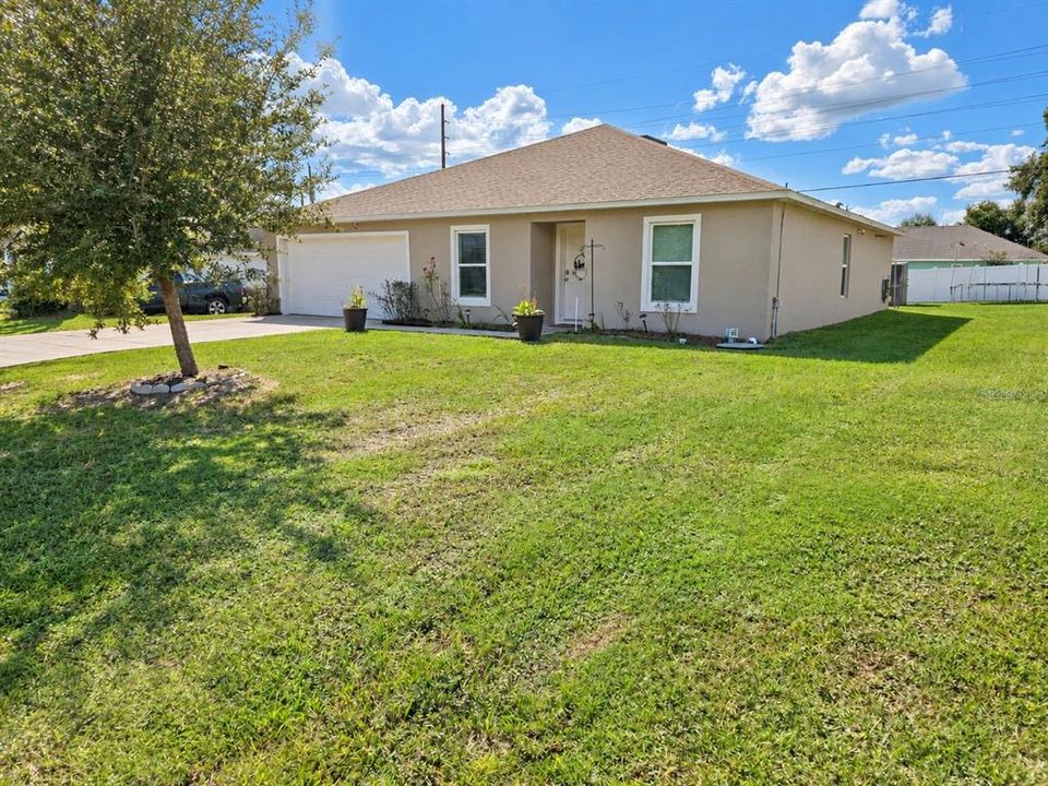 For Sale: $291,000 (4 beds, 2 baths, 1814 Square Feet)