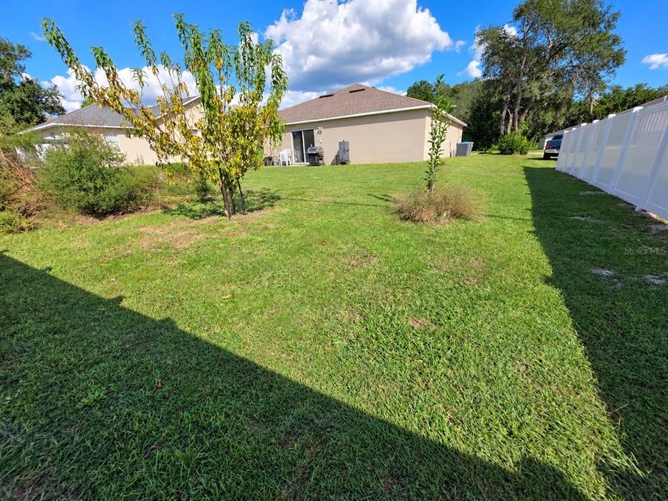 For Sale: $291,000 (4 beds, 2 baths, 1814 Square Feet)