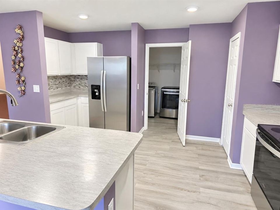 For Sale: $291,000 (4 beds, 2 baths, 1814 Square Feet)