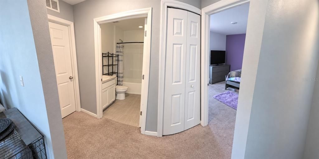For Sale: $291,000 (4 beds, 2 baths, 1814 Square Feet)