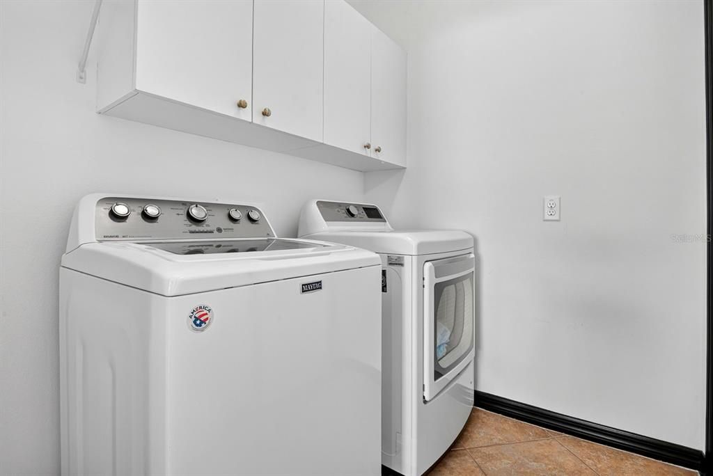 En Venta: $424,900 (3 camas, 2 baños, 1766 Pies cuadrados)
