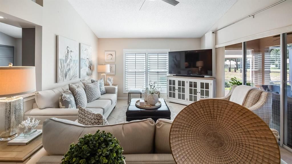For Sale: $369,000 (3 beds, 2 baths, 1466 Square Feet)