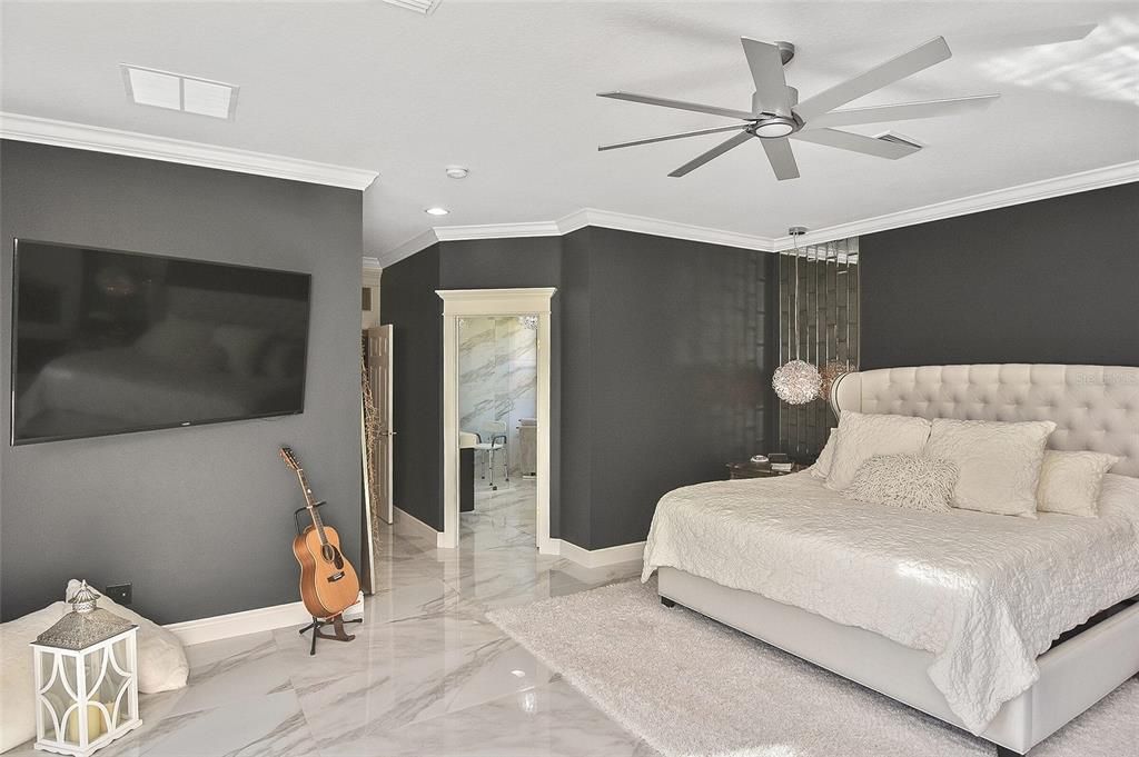 En Venta: $729,900 (3 camas, 2 baños, 2380 Pies cuadrados)