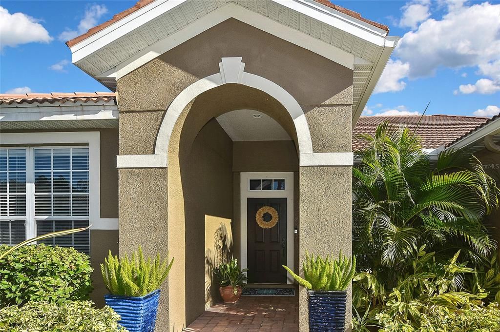 En Venta: $729,900 (3 camas, 2 baños, 2380 Pies cuadrados)