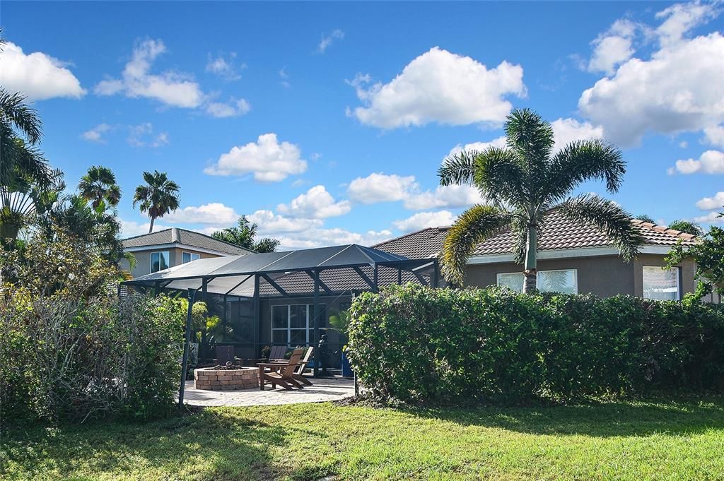 En Venta: $729,900 (3 camas, 2 baños, 2380 Pies cuadrados)