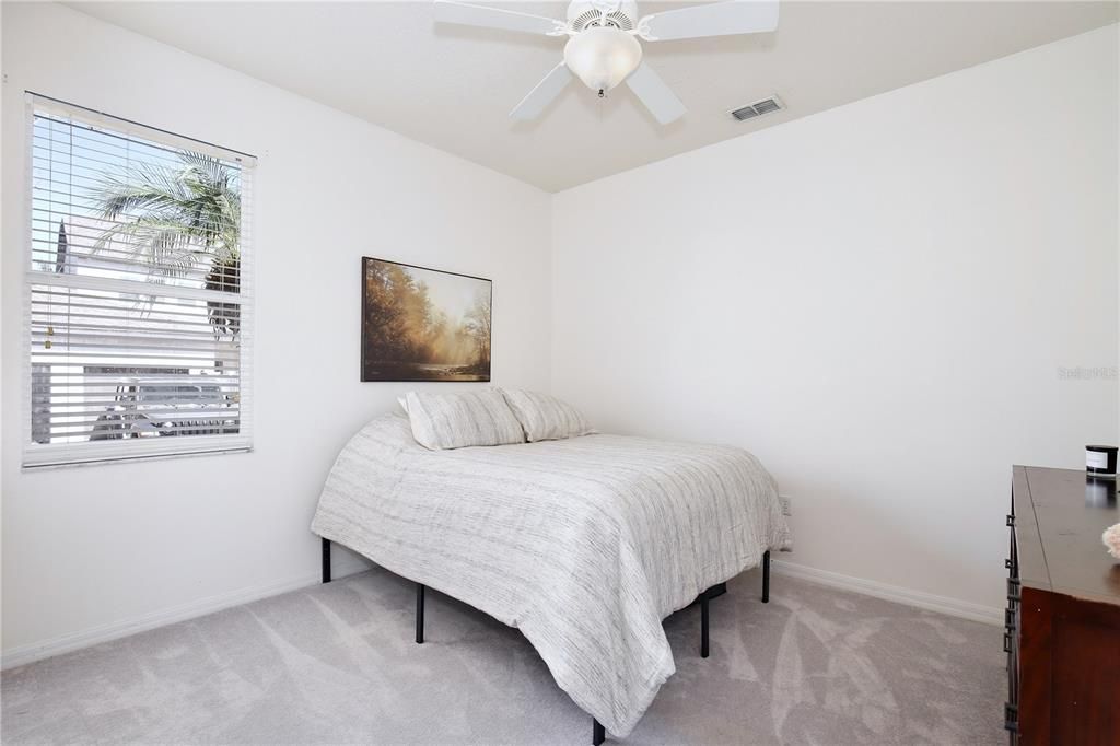 En Venta: $625,000 (4 camas, 3 baños, 2427 Pies cuadrados)