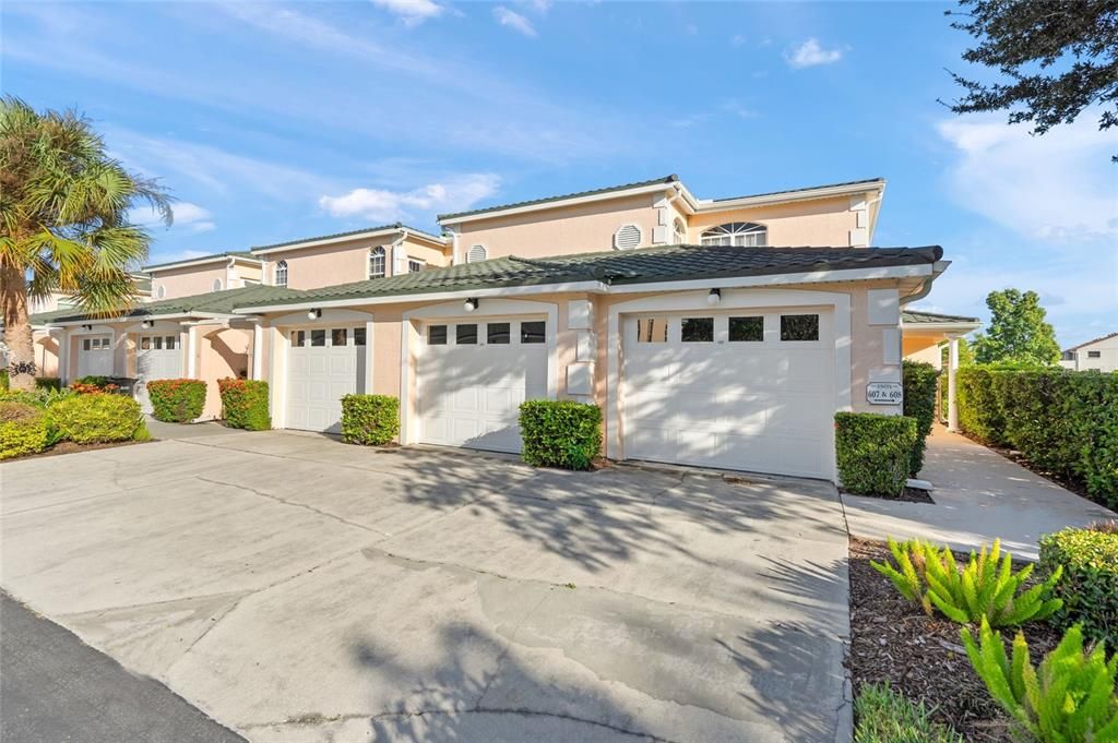 En Venta: $284,500 (2 camas, 2 baños, 1250 Pies cuadrados)