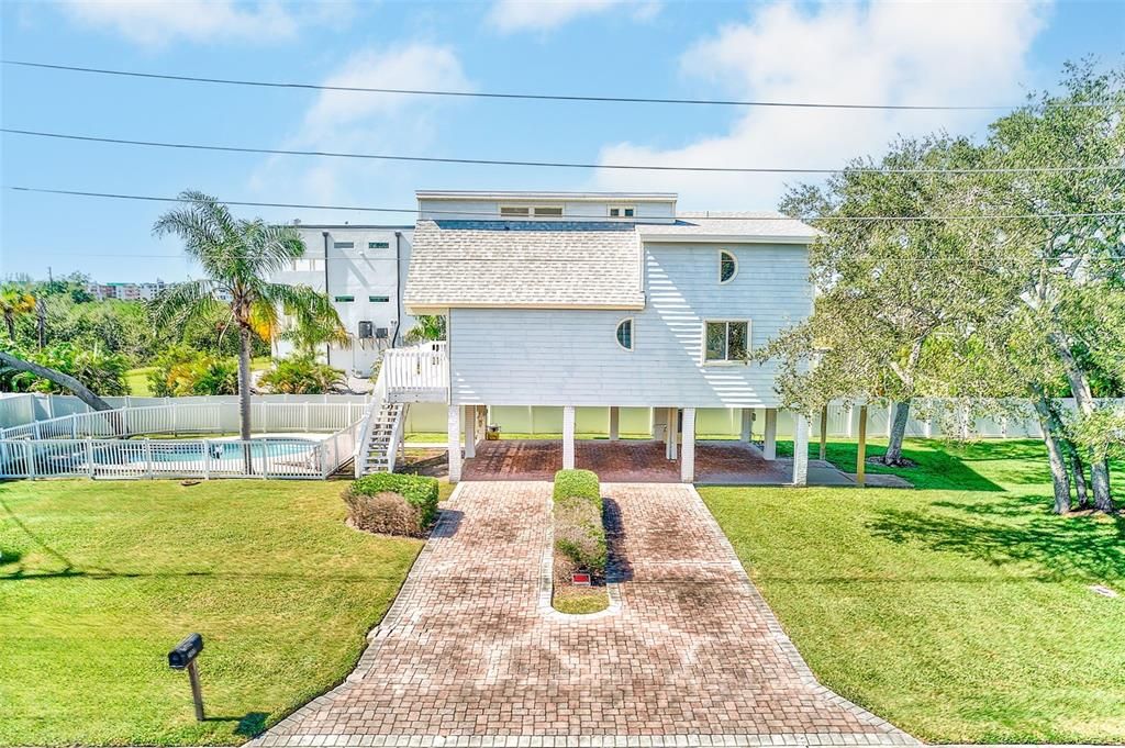 For Sale: $745,000 (3 beds, 2 baths, 1632 Square Feet)