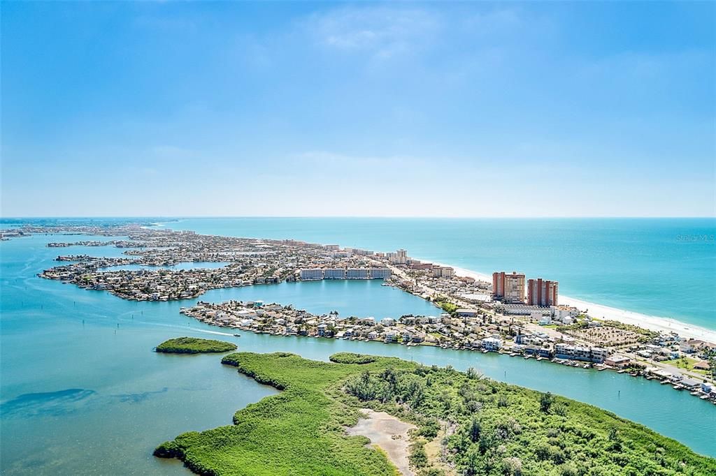 For Sale: $745,000 (3 beds, 2 baths, 1632 Square Feet)
