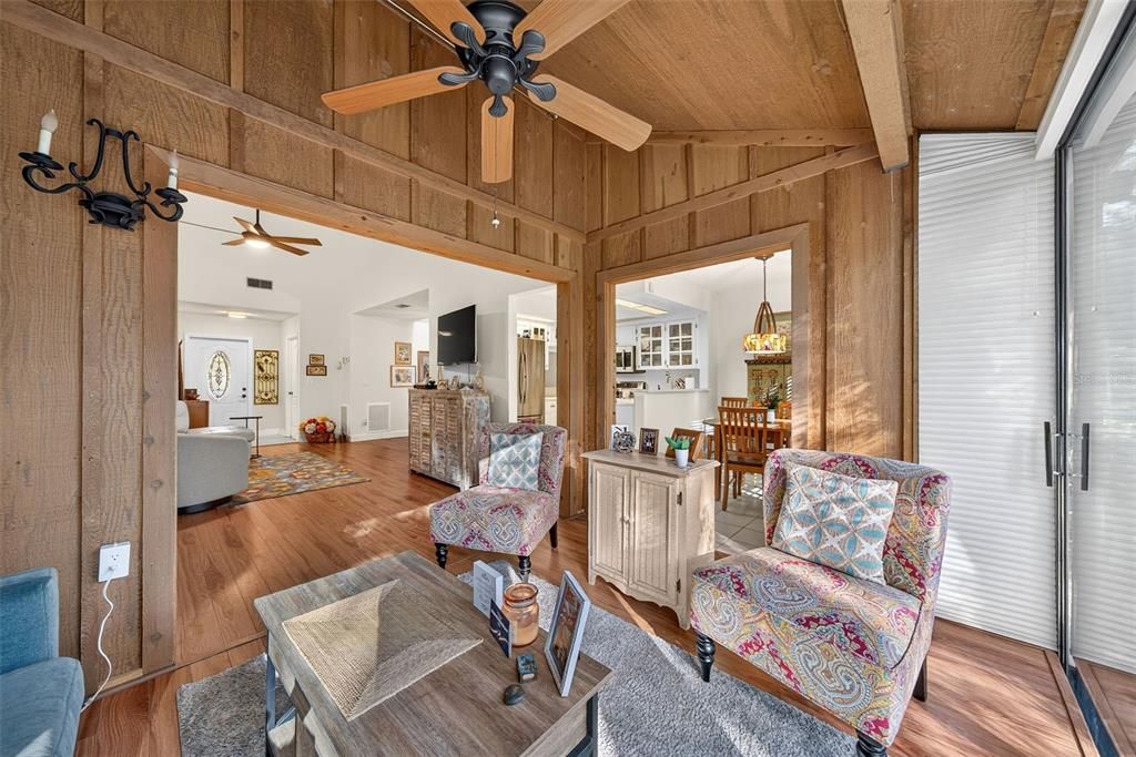 待售: $349,600 (2 贝兹, 2 浴室, 1440 平方英尺)
