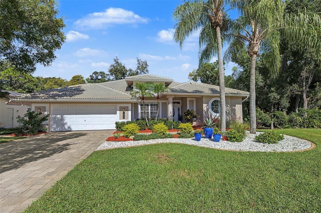 For Sale: $825,000 (3 beds, 2 baths, 2288 Square Feet)