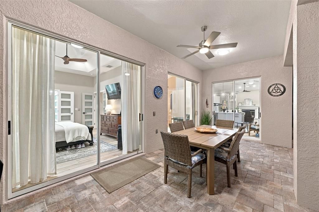 For Sale: $825,000 (3 beds, 2 baths, 2288 Square Feet)
