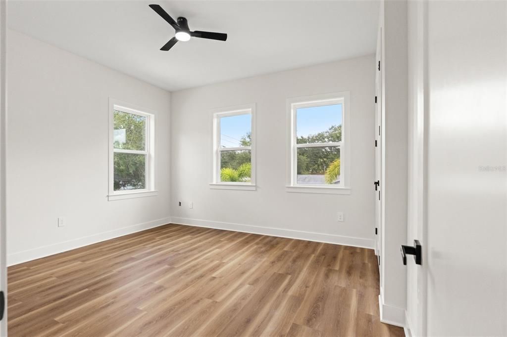 For Sale: $985,000 (4 beds, 3 baths, 2688 Square Feet)