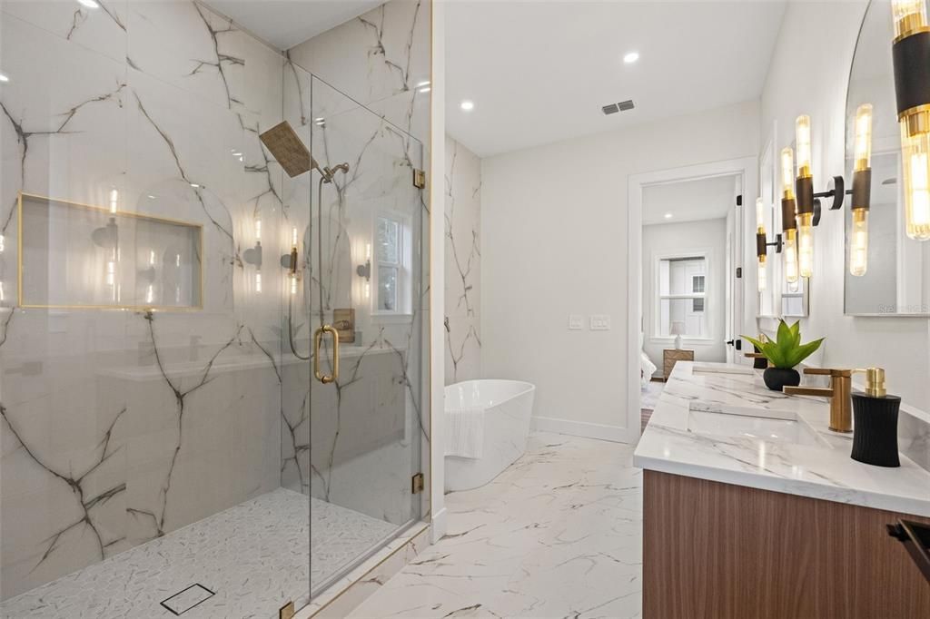 For Sale: $985,000 (4 beds, 3 baths, 2688 Square Feet)