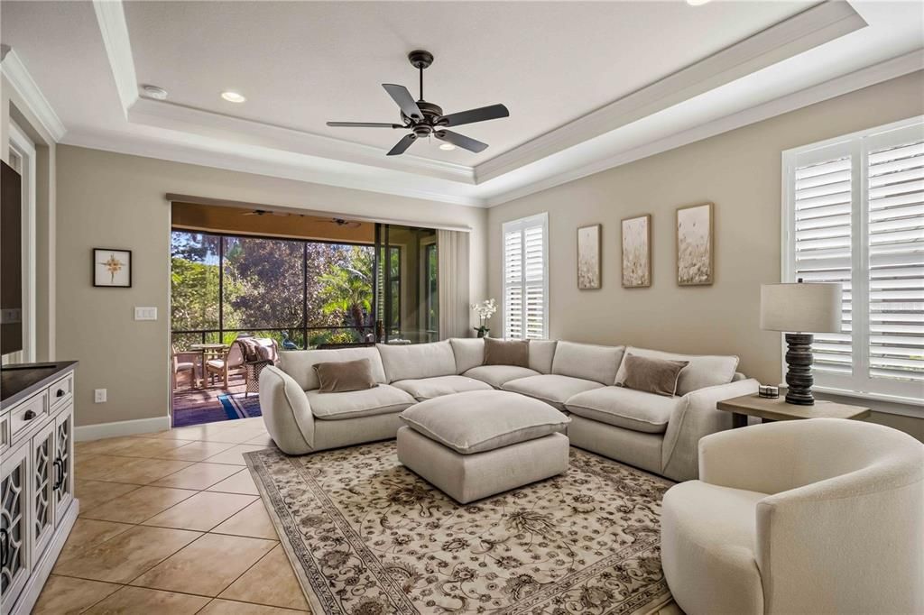 En Venta: $579,000 (3 camas, 2 baños, 1945 Pies cuadrados)