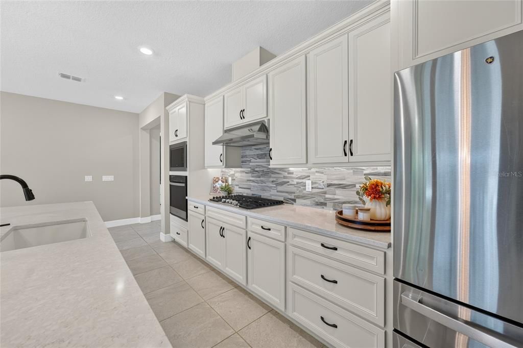 For Sale: $675,000 (4 beds, 3 baths, 3362 Square Feet)