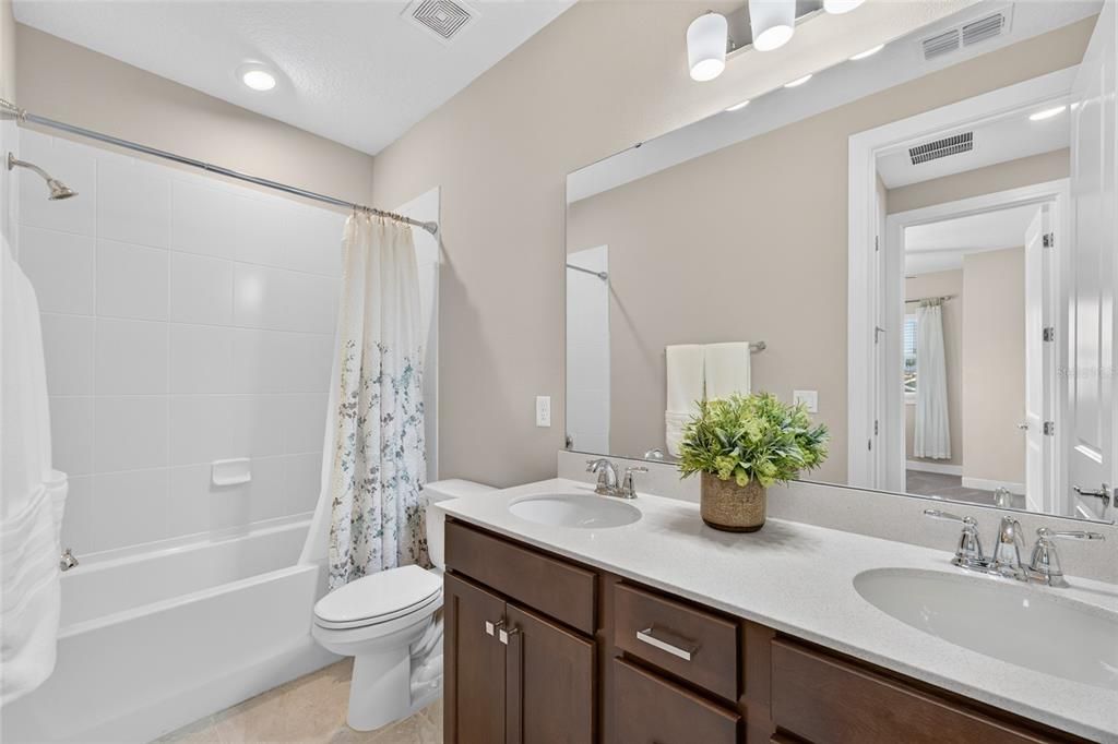 For Sale: $675,000 (4 beds, 3 baths, 3362 Square Feet)