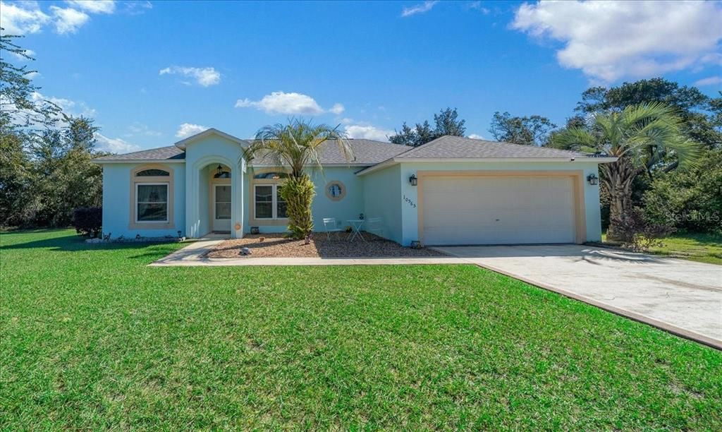 For Sale: $360,000 (3 beds, 2 baths, 1594 Square Feet)