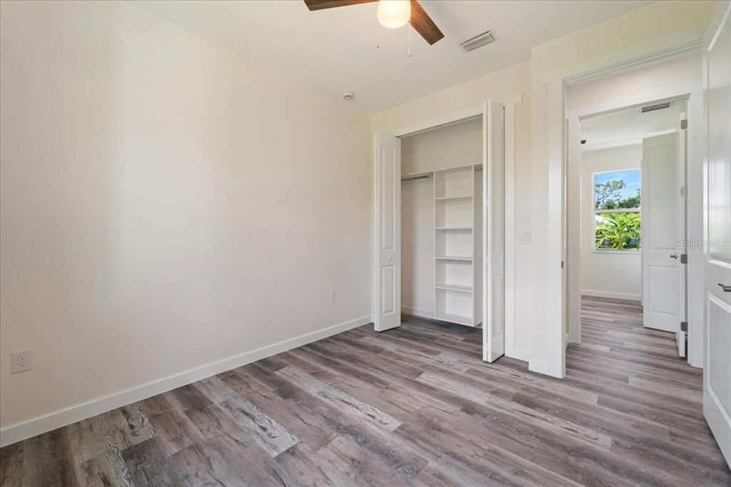 For Sale: $298,900 (3 beds, 2 baths, 1304 Square Feet)