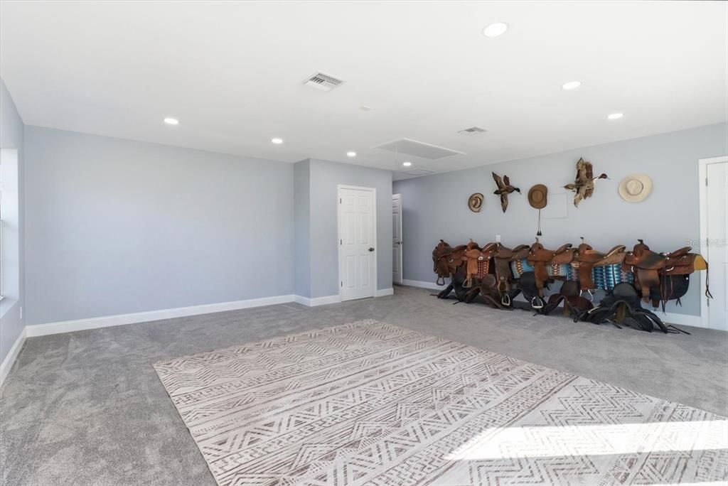 待售: $675,000 (3 贝兹, 2 浴室, 2704 平方英尺)