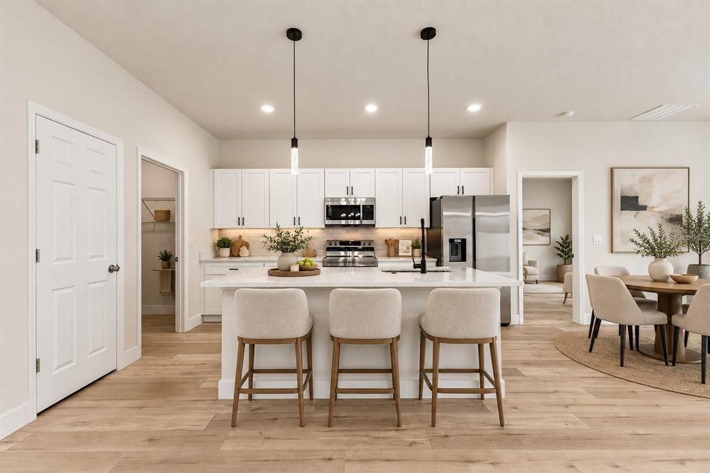 For Sale: $290,000 (4 beds, 2 baths, 1765 Square Feet)