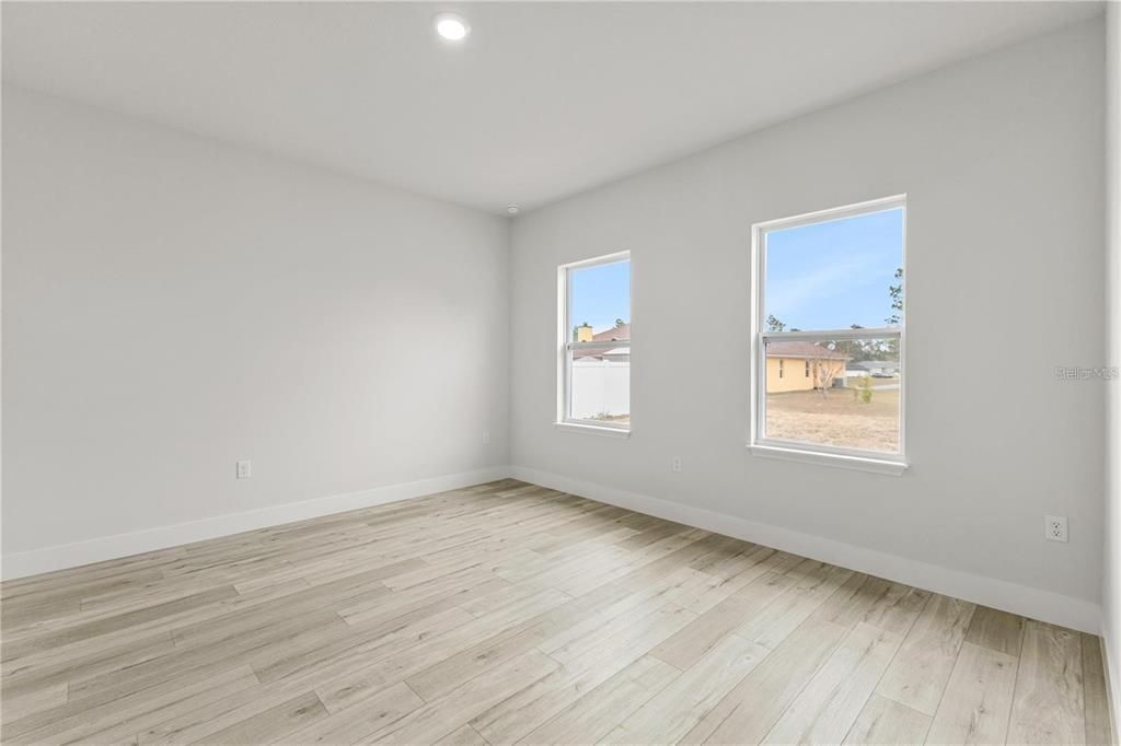 For Sale: $290,000 (4 beds, 2 baths, 1765 Square Feet)