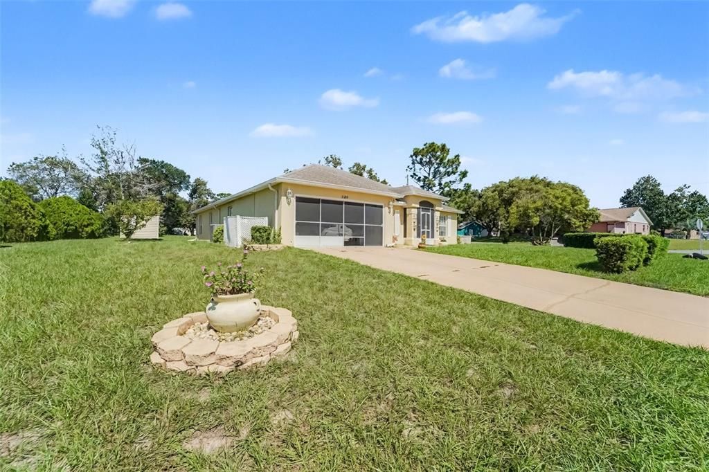 En Venta: $499,000 (4 camas, 2 baños, 2093 Pies cuadrados)