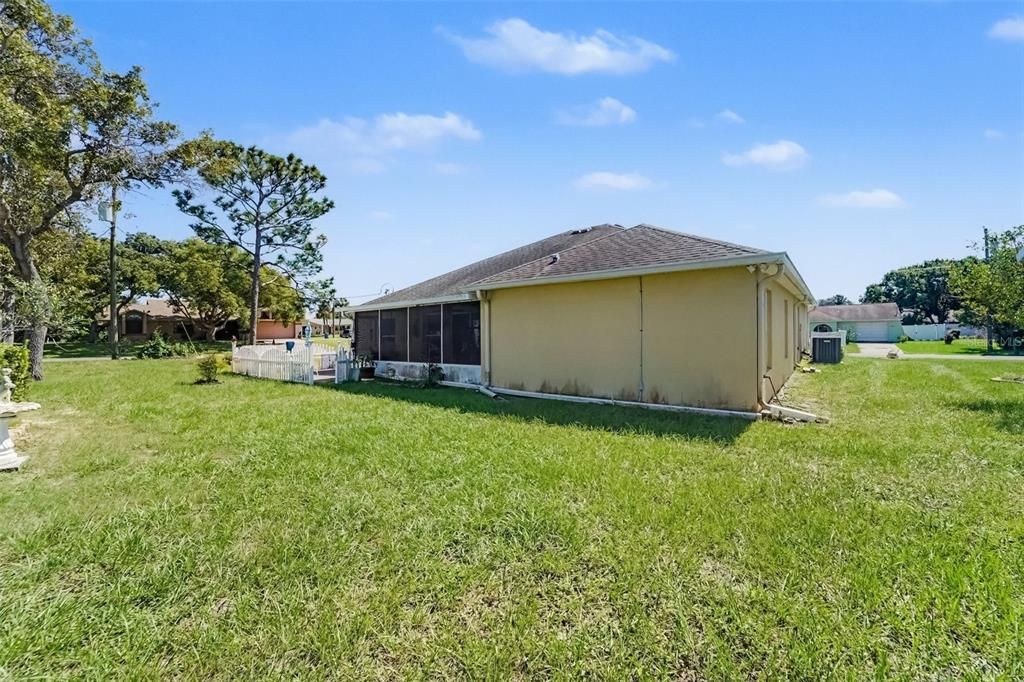En Venta: $499,000 (4 camas, 2 baños, 2093 Pies cuadrados)
