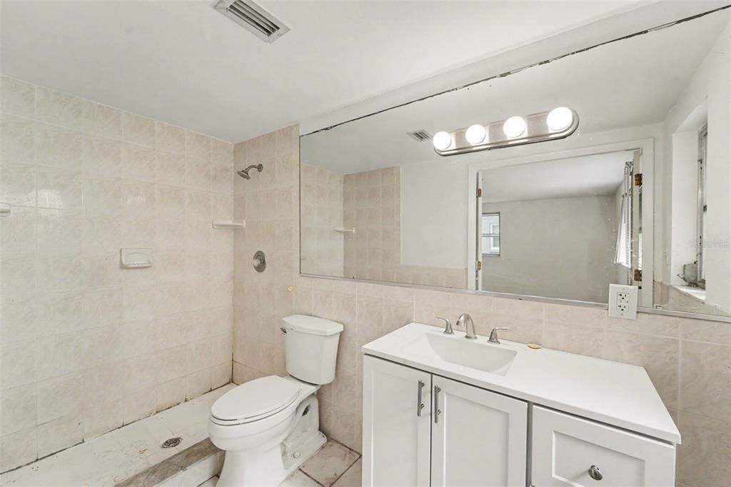 На продажу: $260,000 (3 спален, 3 ванн, 1444 Квадратных фут)