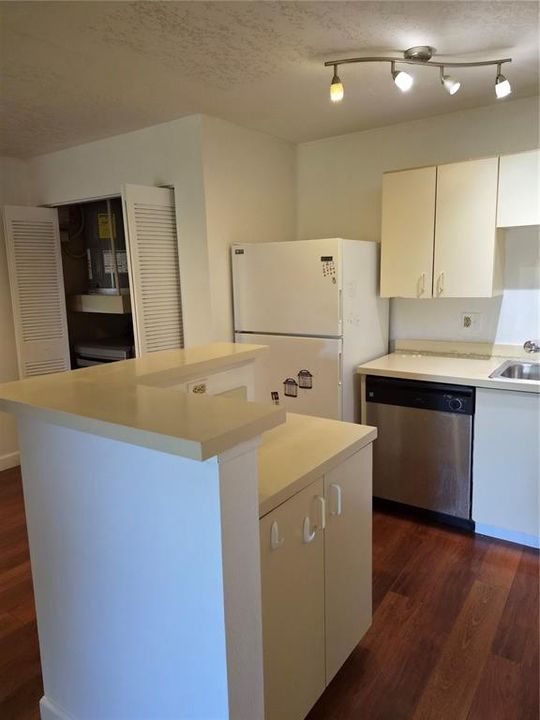 En Venta: $99,000 (1 camas, 1 baños, 712 Pies cuadrados)