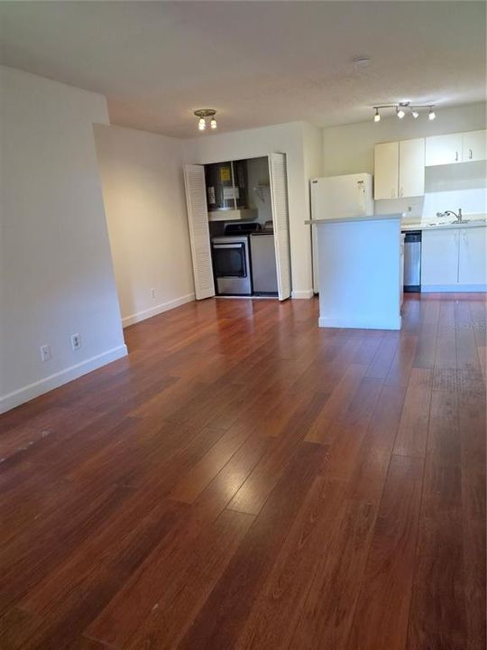 En Venta: $99,000 (1 camas, 1 baños, 712 Pies cuadrados)