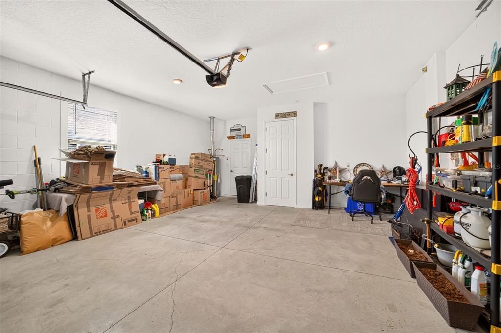 For Sale: $275,000 (2 beds, 2 baths, 1342 Square Feet)
