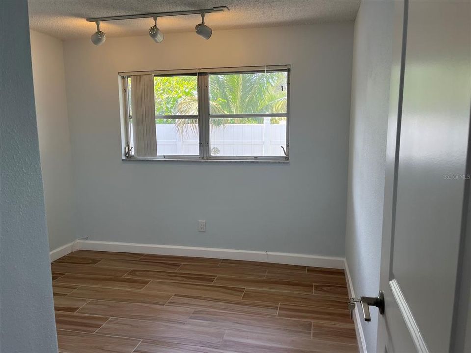 For Sale: $929,000 (3 beds, 2 baths, 1842 Square Feet)